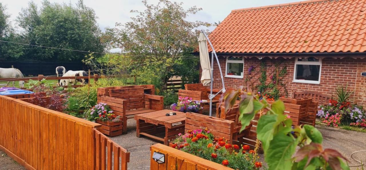 Sherwood Bungalow 3 Bedroom Entire Property บอสตัน ภายนอก รูปภาพ